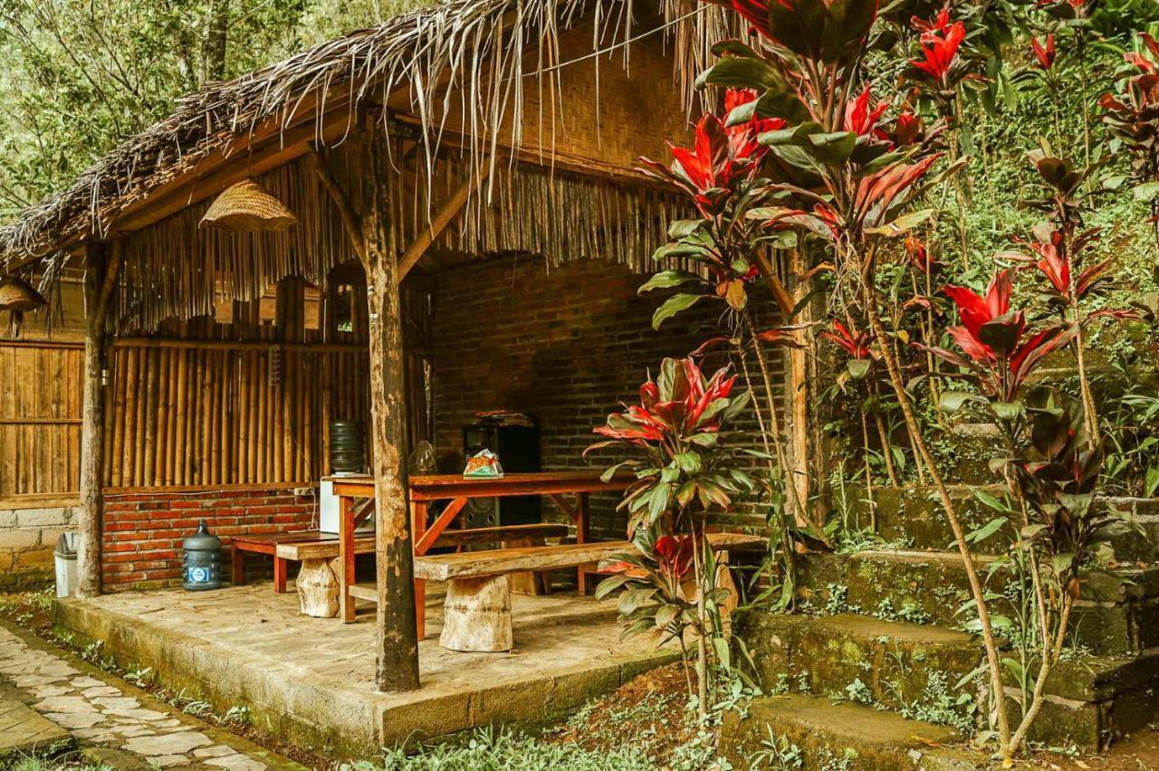 Buda'S Homestay Lemukih Buleleng  Екстер'єр фото