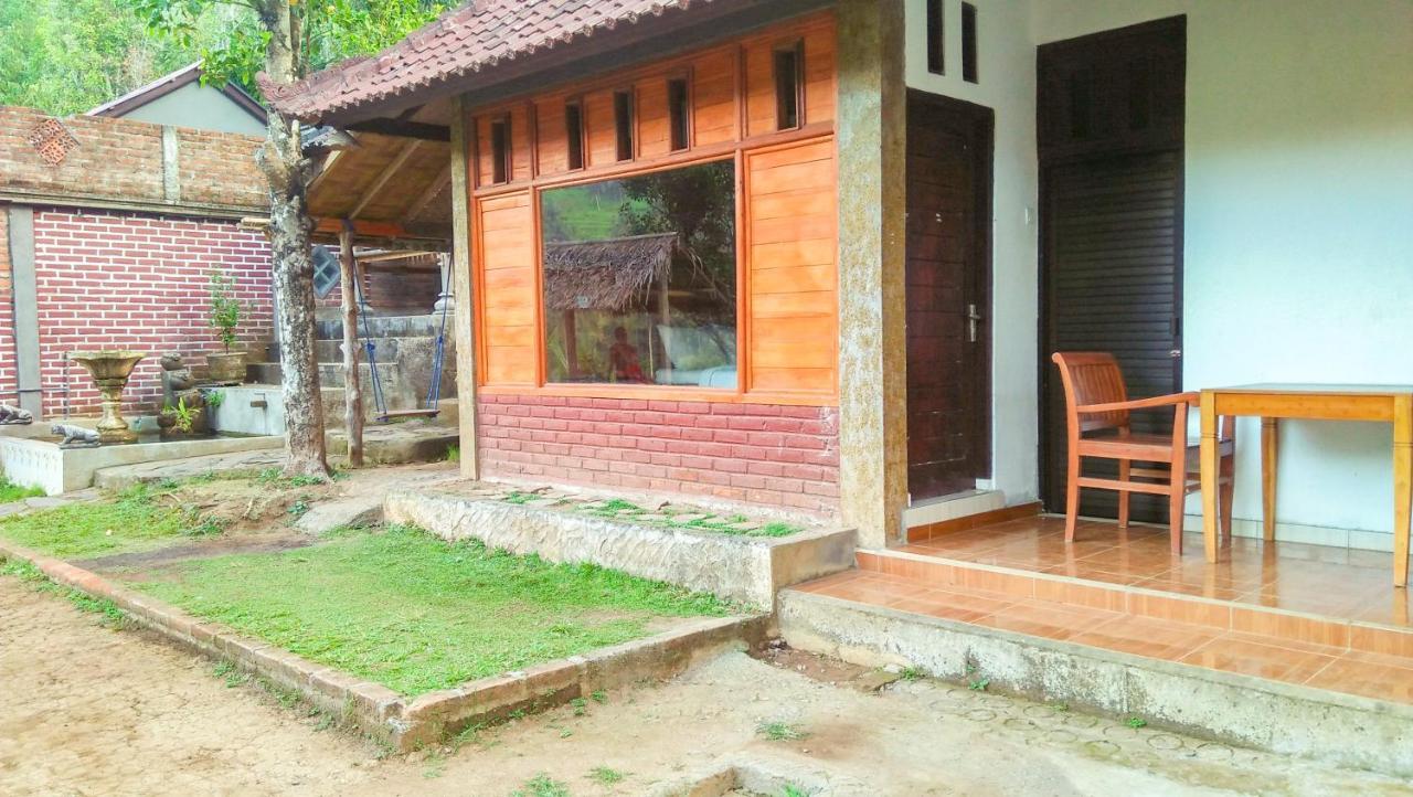 Buda'S Homestay Lemukih Buleleng  Екстер'єр фото