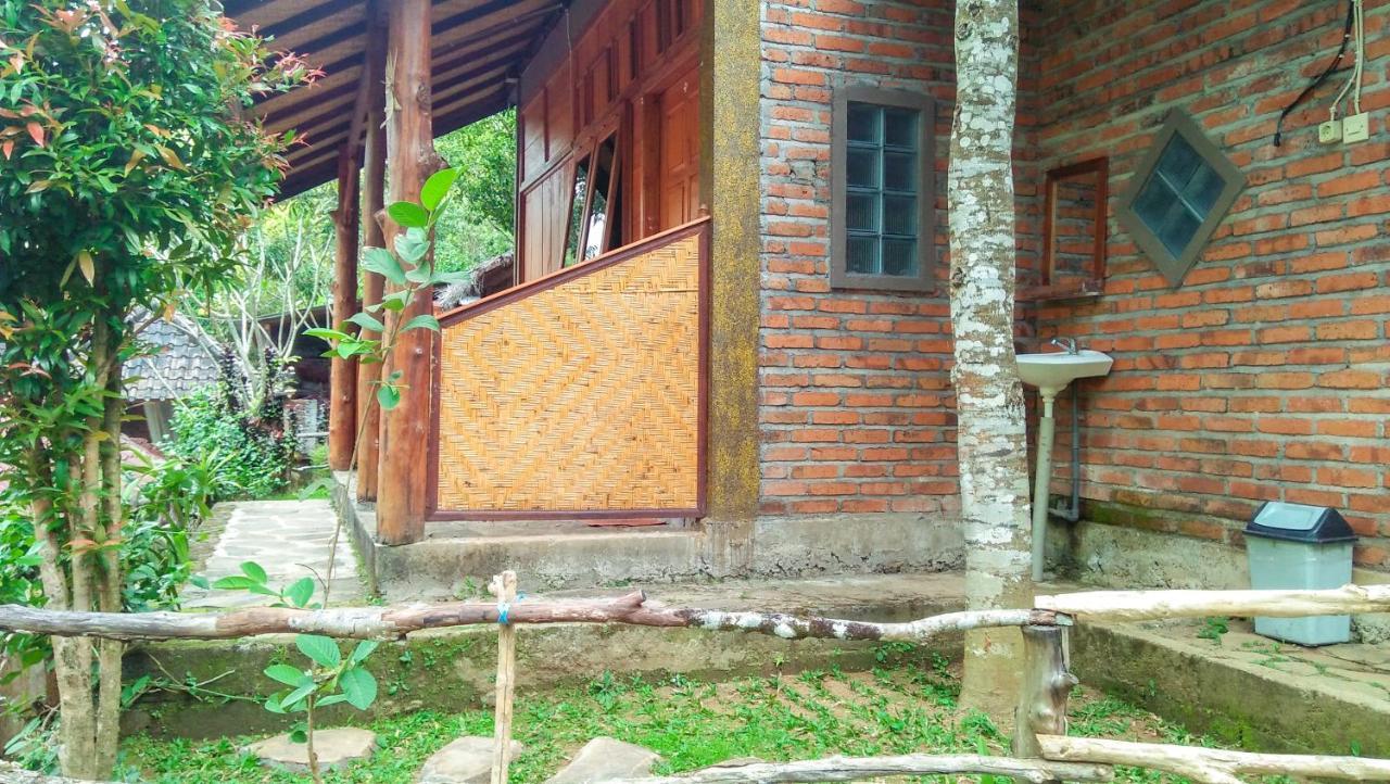 Buda'S Homestay Lemukih Buleleng  Екстер'єр фото