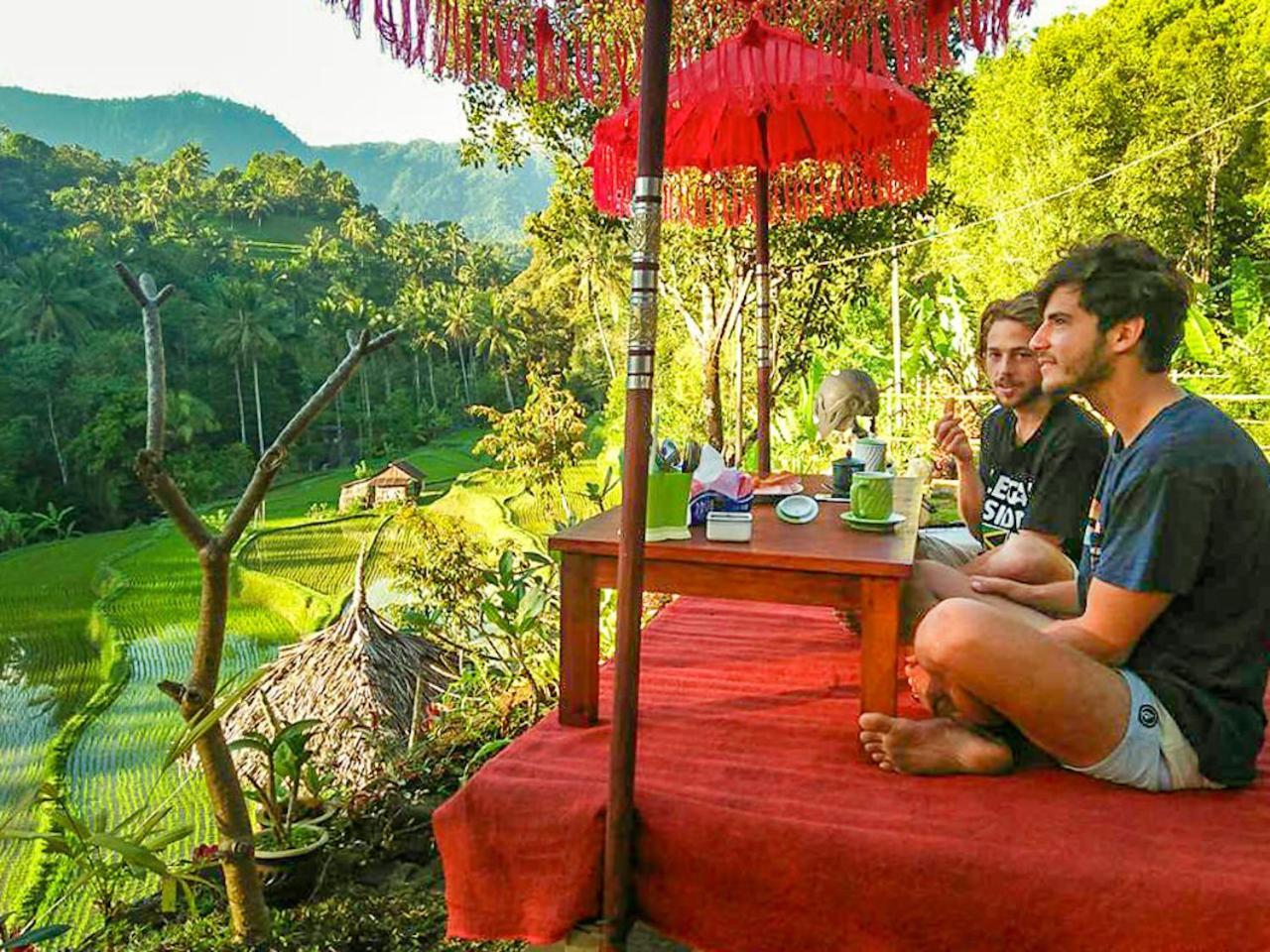 Buda'S Homestay Lemukih Buleleng  Екстер'єр фото